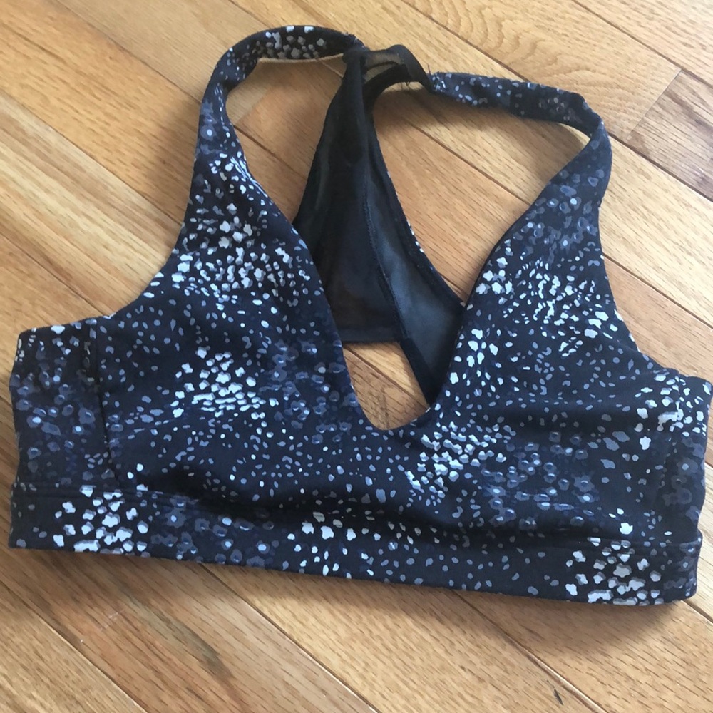 Victoria’s sport sports bra